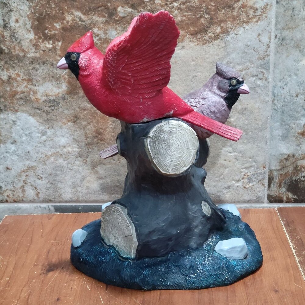 Vintage Cardinal Birds on Tree Stump Garden Lawn Ornament Figurine